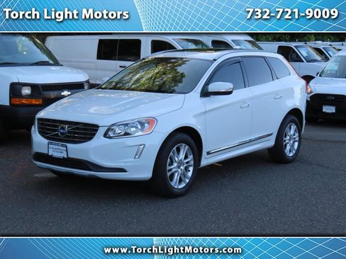 Used 2016 Volvo XC60 T5 Premier w/ Proximity Package AWD/4WD image 1