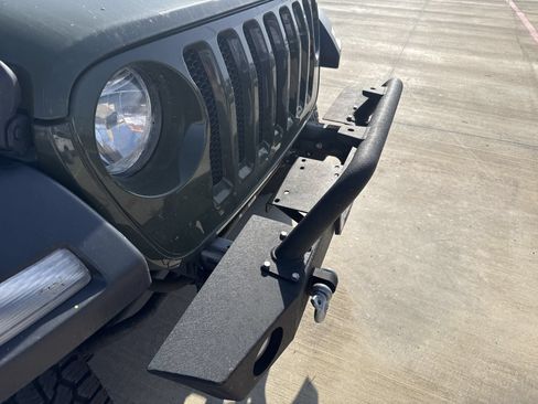 Used 2021 Jeep Wrangler Sport AWD/4WD image 8