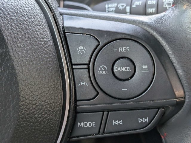 Used 2024 Toyota Corolla Cross AWD Hybrid w/ Moonroof Package image 25