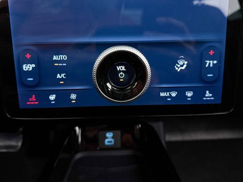 Used 2022 Ford Mustang Mach-E California Route 1 image 22