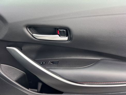 Certified 2025 Toyota Corolla SE image 17