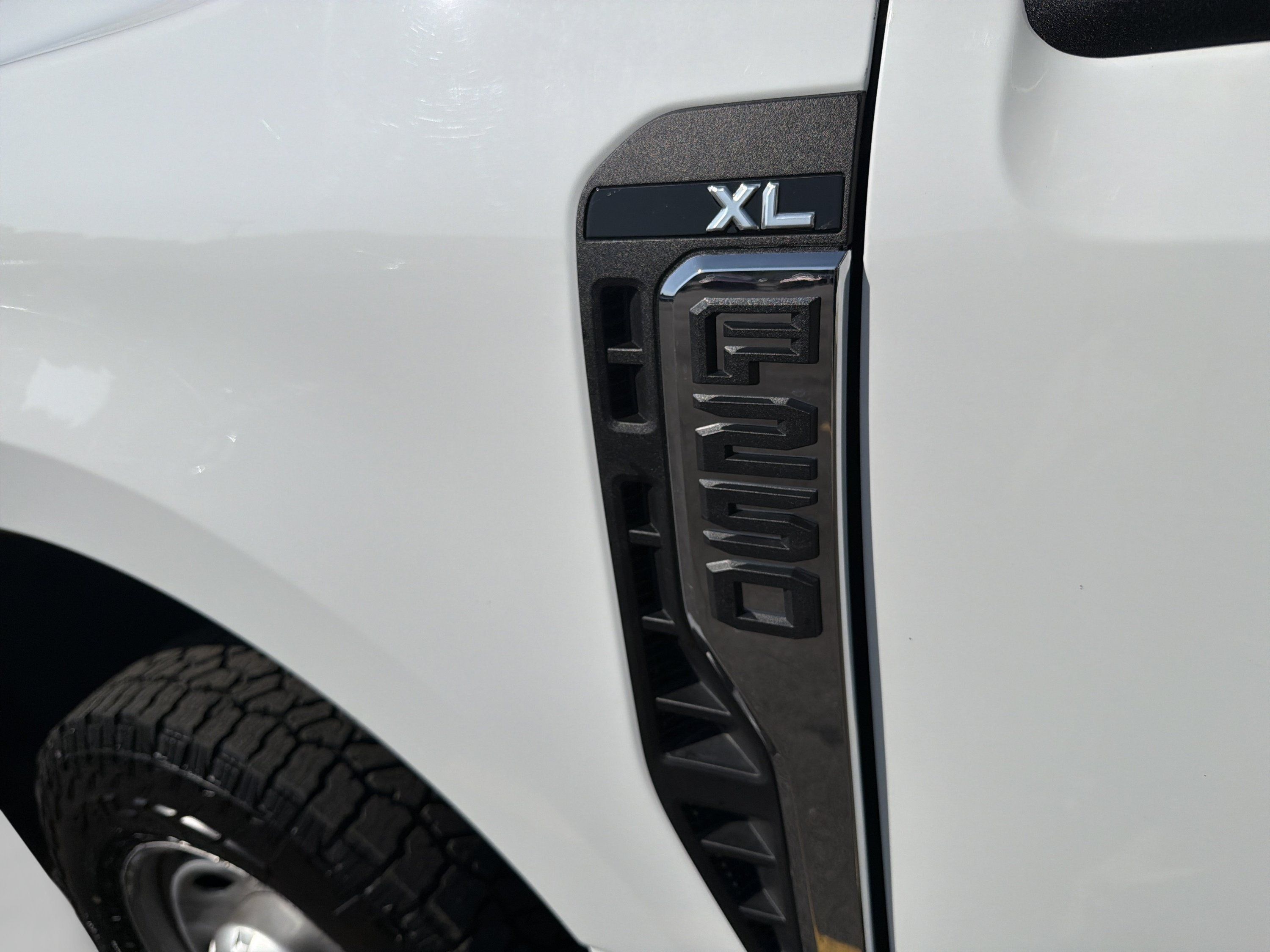 Used 2024 Ford F250 XL w/ FX4 Off-Road Package AWD/4WD image 27