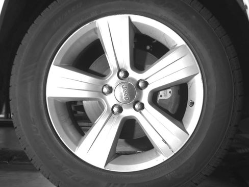 Used 2012 Jeep Compass Sport AWD/4WD image 11