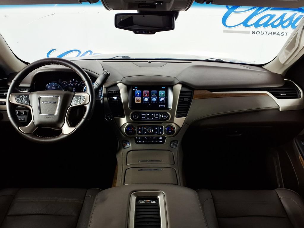 Used 2019 GMC Yukon Denali w/ Denali Ultimate Package RWD image 9