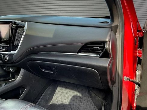 Used 2023 Chevrolet Traverse RS w/ LPO, Floor Liner Package AWD/4WD image 26