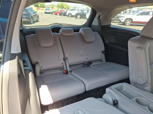 Used 2021 Honda Odyssey EX image 16