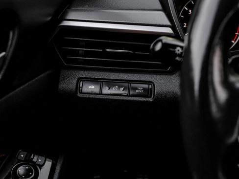 Used 2023 Nissan Altima 2.5 SR image 33