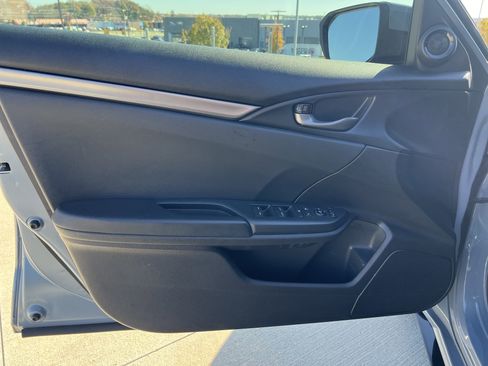 Used 2021 Honda Civic Sport image 22