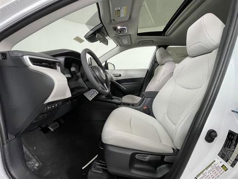 New 2026 Toyota Corolla Cross LE image 9