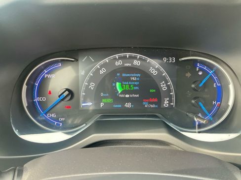 Used 2020 Toyota RAV4 XSE w/ Carpet Mat Package image 21