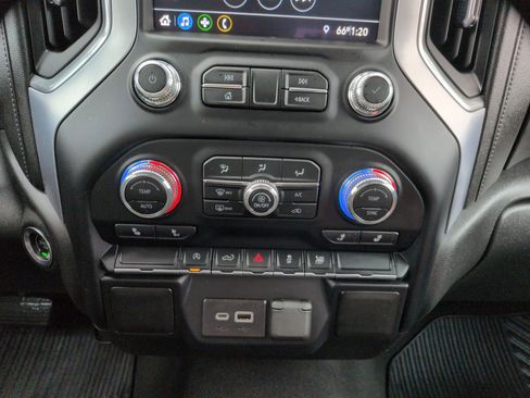 Used 2021 GMC Sierra 1500 Elevation image 13