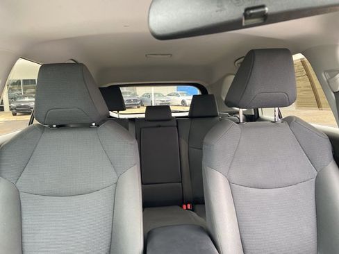 Used 2024 Toyota RAV4 LE image 18