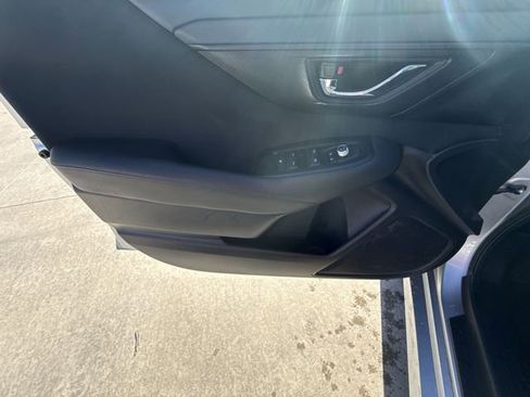 Used 2025 Subaru Legacy Premium image 13