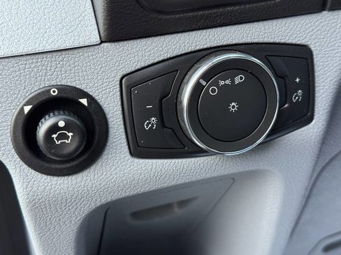 Used 2019 Ford Transit 350 148 Medium Roof image 16