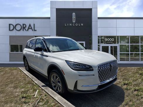 Certified 2025 Lincoln Corsair FWD image 1