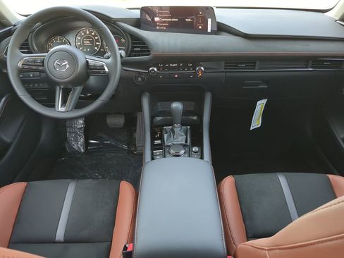 Used 2024 MAZDA MAZDA3 s image 12