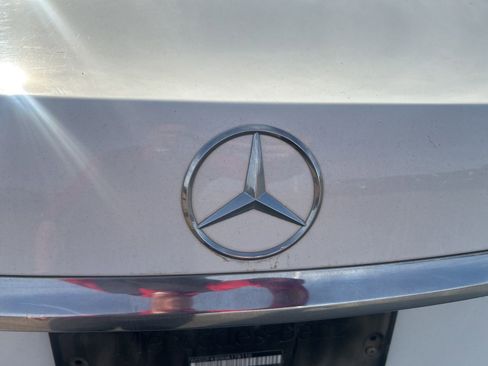 Used 2017 Mercedes-Benz E 300 image 9