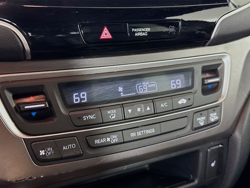 Used 2023 Honda Passport EX-L image 17