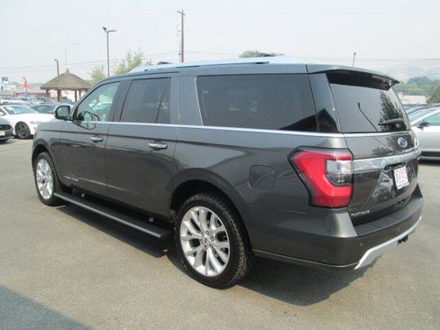 Used 2018 Ford Expedition Max Platinum AWD/4WD image 4