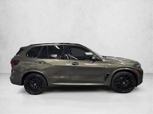 Used 2024 BMW X5 xDrive40i w/ Executive Package image 4