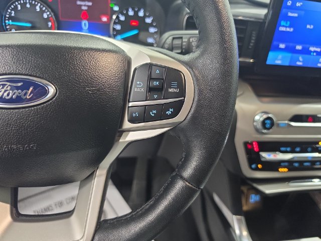 Used 2024 Ford Explorer XLT w/ Equipment Group 202A AWD/4WD image 17