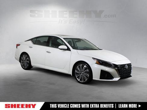 Certified 2023 Nissan Altima 2.5 SL image 1