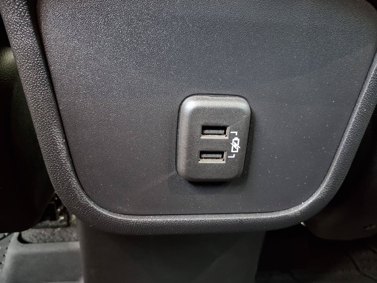 Used 2021 Chevrolet Equinox LT FWD image 25