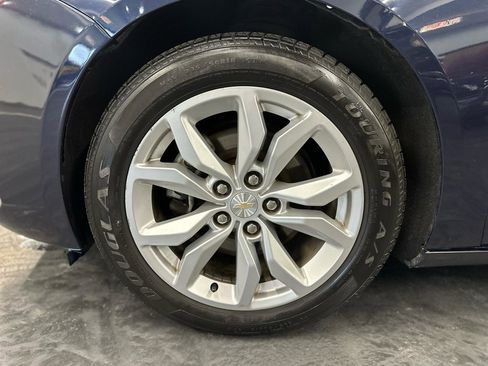 Used 2019 Chevrolet Impala LT image 9