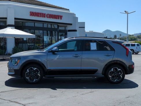 Certified 2024 Kia Niro Wind FWD image 6