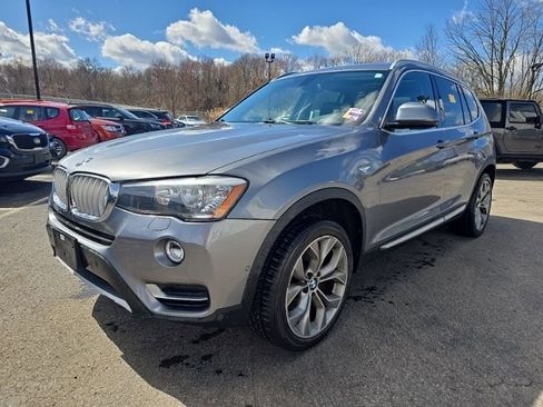 Used 2015 BMW X3 xDrive28i image 3