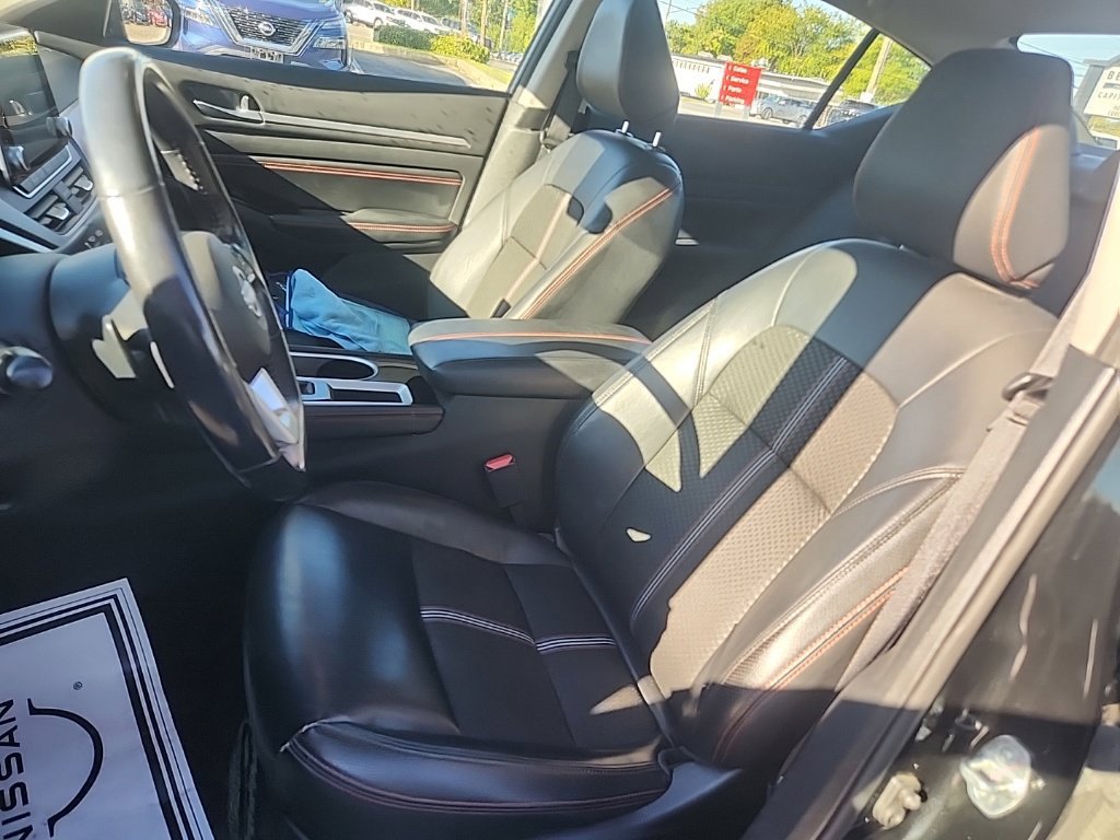 Certified 2023 Nissan Altima 2.5 SR FWD image 14