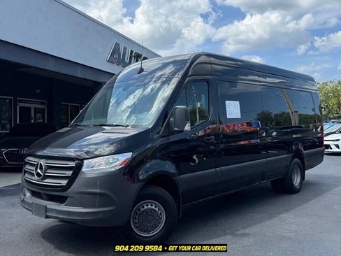 Used 2020 Mercedes-Benz Sprinter 3500 image 1