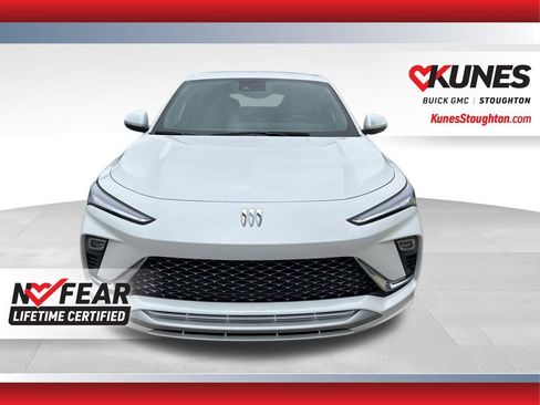 New 2025 Buick Envista Avenir image 5