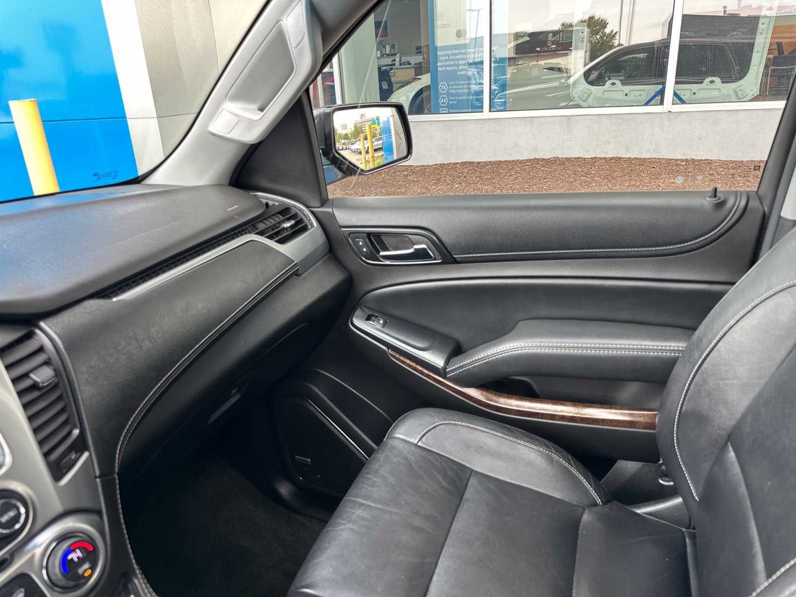 Used 2017 Chevrolet Tahoe LT AWD/4WD image 45