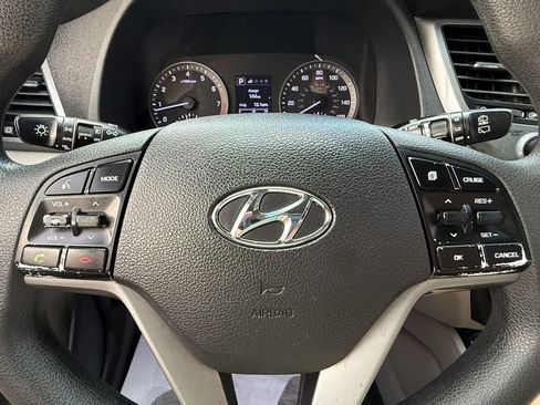Used 2018 Hyundai Tucson SEL AWD/4WD image 26