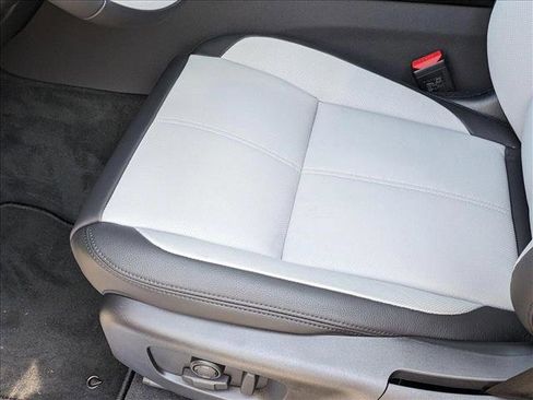 New 2026 Land Rover Range Rover Velar S image 4