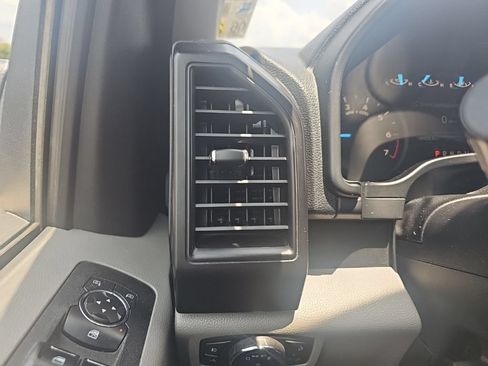 Used 2018 Ford F150 XL w/ Equipment Group 101A Mid AWD/4WD image 33
