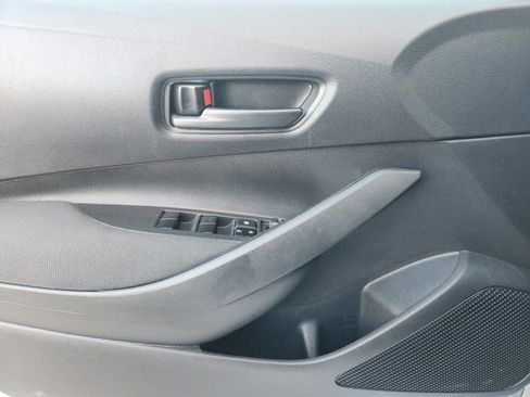 Used 2025 Toyota Corolla LE image 25