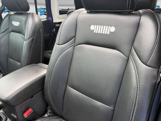 Certified 2023 Jeep Wrangler Unlimited Sport w/ Sun And Sound Package AWD/4WD image 17
