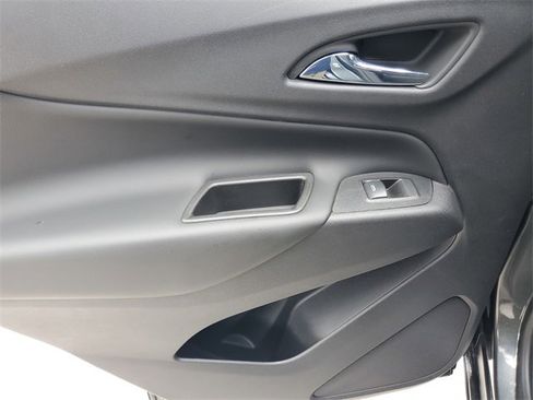 Used 2020 Chevrolet Equinox LT w/ Sport Edition image 13