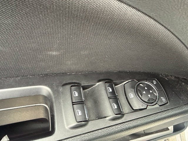 Used 2017 Ford Fusion SE w/ Fusion SE Technology Package FWD image 17