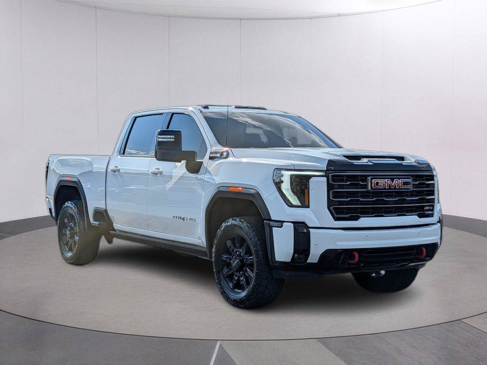 Used 2025 GMC Sierra 3500 AT4 w/ AT4 Premium Plus Package AWD/4WD image 8
