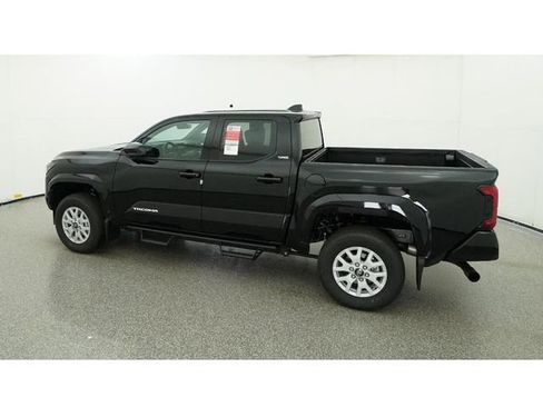 New 2026 Toyota Tacoma SR5 RWD image 4