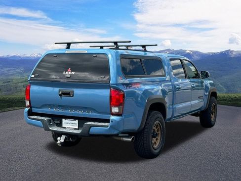 Used 2019 Toyota Tacoma TRD Off-Road w/ TRD Premium Off Road Package AWD/4WD image 5