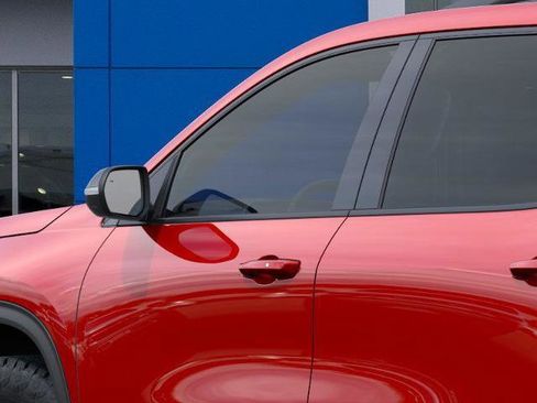 New 2026 Chevrolet Traverse Z71 w/ Driver Confidence Package image 36