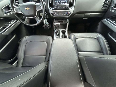 Used 2018 Chevrolet Colorado ZR2 w/ ZR2 Midnight Special Edition AWD/4WD image 12