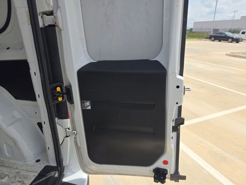 Used 2022 RAM ProMaster City Tradesman FWD image 21
