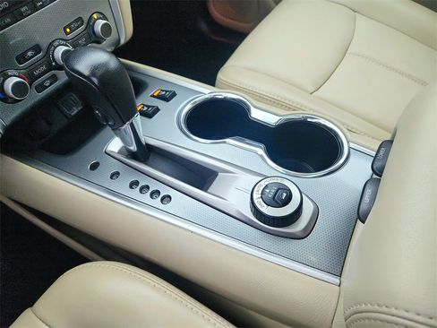 Used 2020 Nissan Pathfinder SL image 15