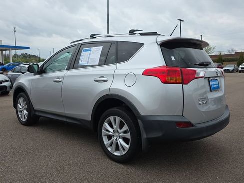 Used 2015 Toyota RAV4 Limited w/ Technology Package image 5