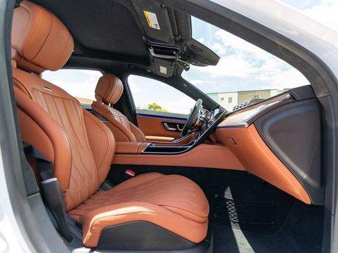 Used 2024 Mercedes-Benz S 63 AMG S image 33